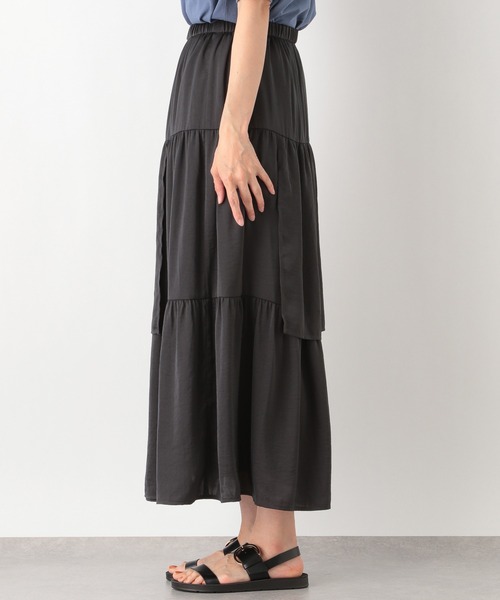 LEPSIM(レプシィム)の「ヘンカティアードスカート 948370(スカート・レディース・キャメル/ブラック/グレイッシュベージュ・FREE)」の8枚目の写真