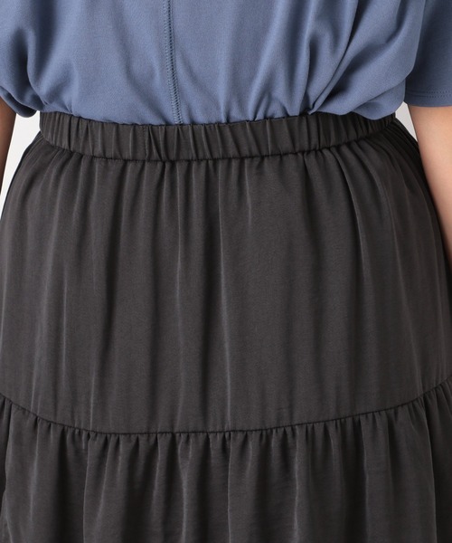 LEPSIM(レプシィム)の「ヘンカティアードスカート 948370(スカート・レディース・キャメル/ブラック/グレイッシュベージュ・FREE)」の15枚目の写真