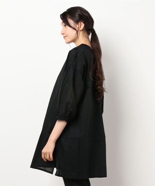 Samansa Mos2（サマンサ モスモス）の「チャイナボタンチュニックシャツ（シャツ/ブラウス・レディース・ブラック/ミント/キナリ・ﾌﾘ-）」の5枚目の写真