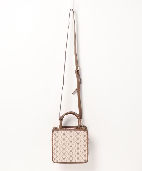 ADIRA（アディラ）の「SELECTモノグラムスクエアバッグ（ショルダーバッグ・レディース・モカ/ブラウン/アイボリー・FREE）」の12枚目の写真