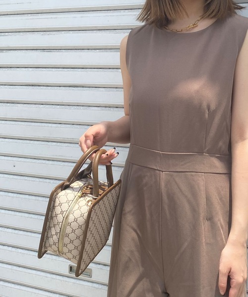 ADIRA（アディラ）の「SELECTモノグラムスクエアバッグ（ショルダーバッグ・レディース・モカ/ブラウン/アイボリー・FREE）」の17枚目の写真