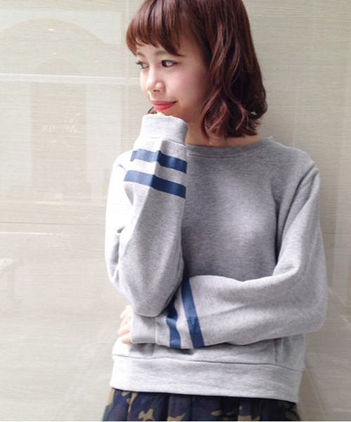 Kastane(カスタネ)の「【Kastane】袖ラインプルオーバー(Tシャツ/カットソー・レディース・オフホワイト/グレー/チャコールグレー/ピンク・FREE)」の4枚目の写真