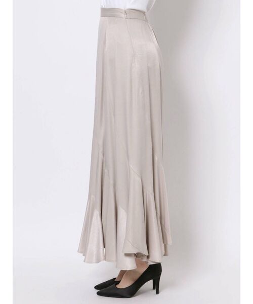 LAGUNAMOON(ラグナムーン)の「エスカルゴ切り替えサテンスカート(スカート・レディース・ライトグレー/マスタード・SMALL/MEDIUM)」の15枚目の写真