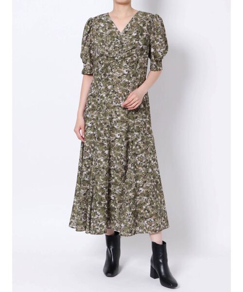 ELENDEEK（エレンディーク）の「フラワープリントボイルワンピース（ワンピース・レディース・ベージュ/カーキ・01/02）」の18枚目の写真