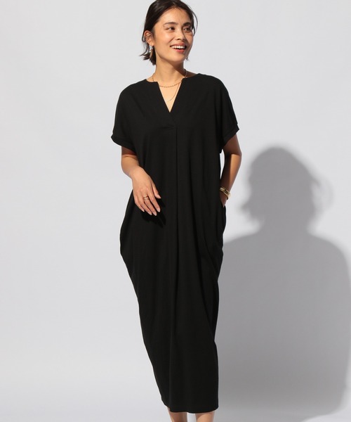 BAYFLOW(ベイフロー)の「バックコンシャスワンピース(ワンピース・レディース・ブラック/カーキ/キャメル・FREE)」の2枚目の写真