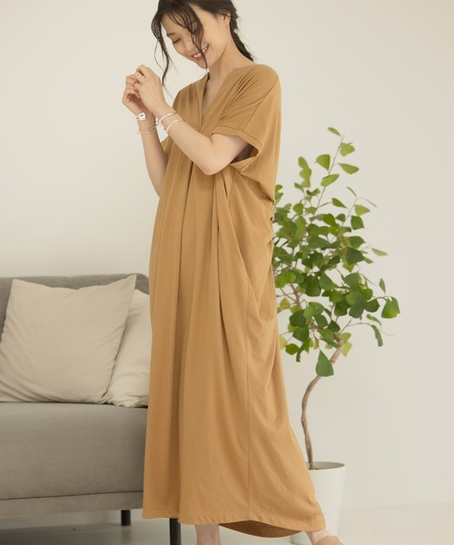 BAYFLOW(ベイフロー)の「バックコンシャスワンピース(ワンピース・レディース・ブラック/カーキ/キャメル・FREE)」の9枚目の写真