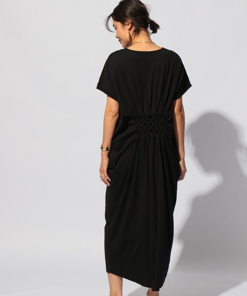 BAYFLOW(ベイフロー)の「バックコンシャスワンピース(ワンピース・レディース・ブラック/カーキ/キャメル・FREE)」の12枚目の写真