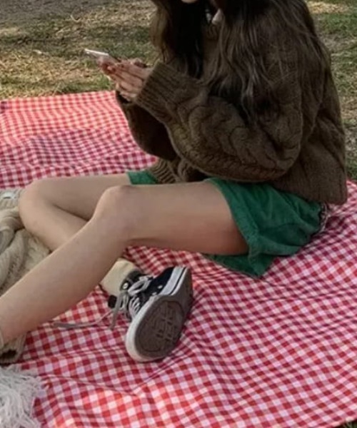 KOR（ケーオーアール）の「コーデュロイ カラーショートパンツ（その他パンツ・レディース・グリーン/レッド・S/M/L/XL）」の2枚目の写真