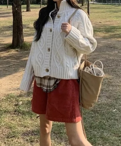 KOR（ケーオーアール）の「コーデュロイ カラーショートパンツ（その他パンツ・レディース・グリーン/レッド・S/M/L/XL）」の3枚目の写真