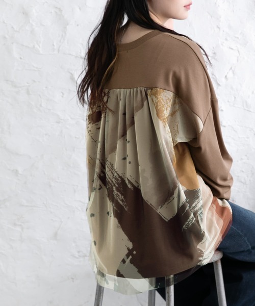 osharewalker（オシャレウォーカー）の「【廃盤】『アート柄バックチュールカットソー』（Tシャツ/カットソー・レディース・杢グレー/ブラック/ブラウン・FREE）」の20枚目の写真