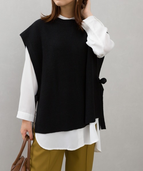 SpRay（スプレイ）の「サイドリボンニットベスト（ベスト・レディース・ブラック/ベージュ/グレー/グリーン・FREE）」の3枚目の写真