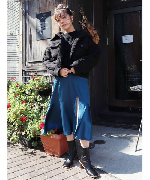 EVRIS（エヴリス）の「サテンスリットロングスカート（スカート・レディース・パープル/ブルー/その他1・FREE）」の14枚目の写真