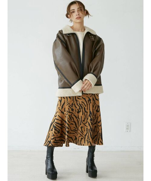 EVRIS（エヴリス）の「サテンスリットロングスカート（スカート・レディース・パープル/ブルー/その他1・FREE）」の11枚目の写真