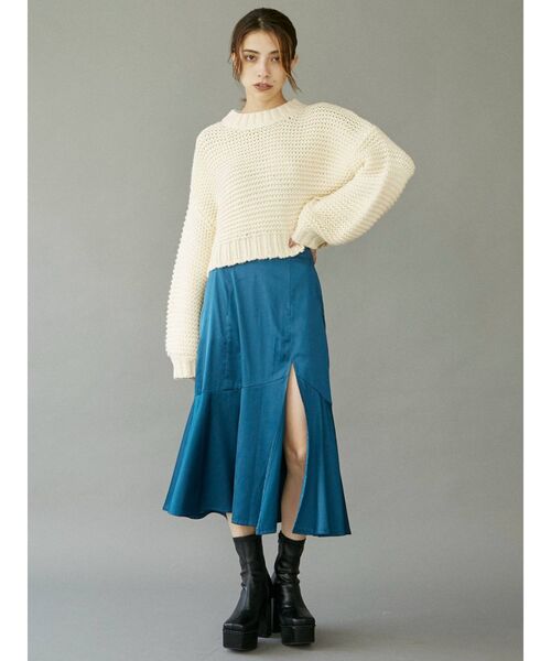 EVRIS（エヴリス）の「サテンスリットロングスカート（スカート・レディース・パープル/ブルー/その他1・FREE）」の13枚目の写真