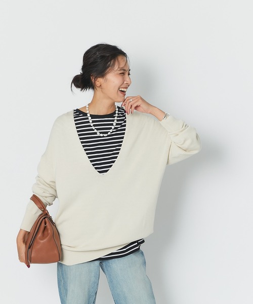 RIVE DROITE(リヴドロワ)の「深めのVネックですっきりとした印象に コットンアクリル深Vネックニット(ニット/セーター・レディース・アイボリー/ネイビー・FREE)」の10枚目の写真