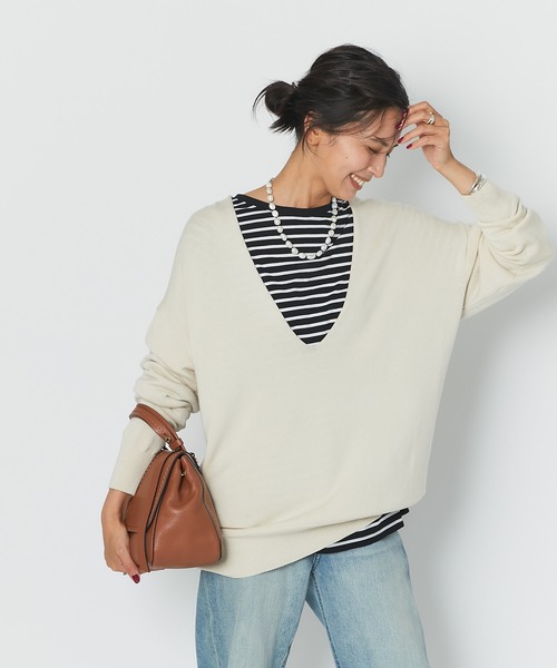 RIVE DROITE(リヴドロワ)の「深めのVネックですっきりとした印象に コットンアクリル深Vネックニット(ニット/セーター・レディース・アイボリー/ネイビー・FREE)」の3枚目の写真