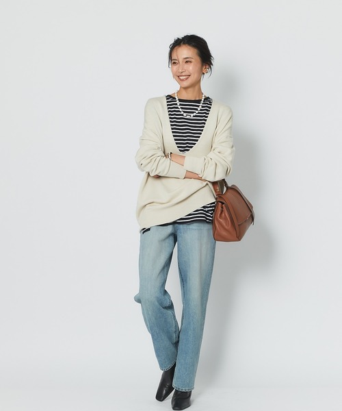 RIVE DROITE(リヴドロワ)の「深めのVネックですっきりとした印象に コットンアクリル深Vネックニット(ニット/セーター・レディース・アイボリー/ネイビー・FREE)」の9枚目の写真