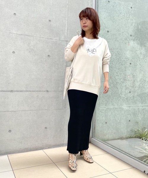 RIVE DROITE(リヴドロワ)の「深めのVネックですっきりとした印象に コットンアクリル深Vネックニット(ニット/セーター・レディース・アイボリー/ネイビー・FREE)」の22枚目の写真