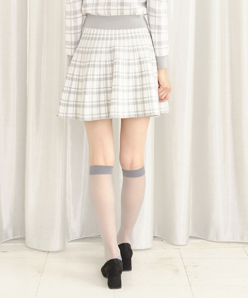 TITTY&CO.(ティティーアンドコー)の「【TITTY&CO.】★チェックジャガードフレアスカート(スカート・レディース・ブラック/ライトブルー/レッド・FREE)」の4枚目の写真