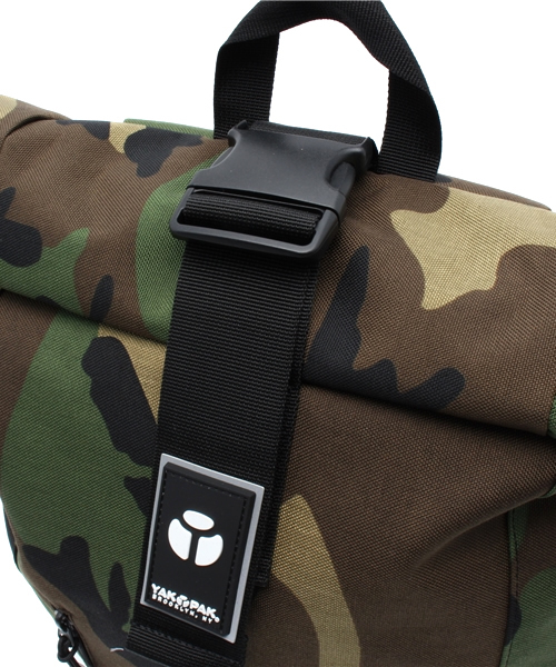 VENCEEXCHANGE（ヴァンスエクスチェンジ）の「YAKPAKヤックパッククチマキリュック               （ショルダーバッグ・メンズ・ブラック/Red/コーラル・FREE）」の10枚目の写真