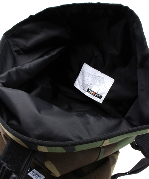 VENCEEXCHANGE（ヴァンスエクスチェンジ）の「YAKPAKヤックパッククチマキリュック               （ショルダーバッグ・メンズ・ブラック/Red/コーラル・FREE）」の13枚目の写真