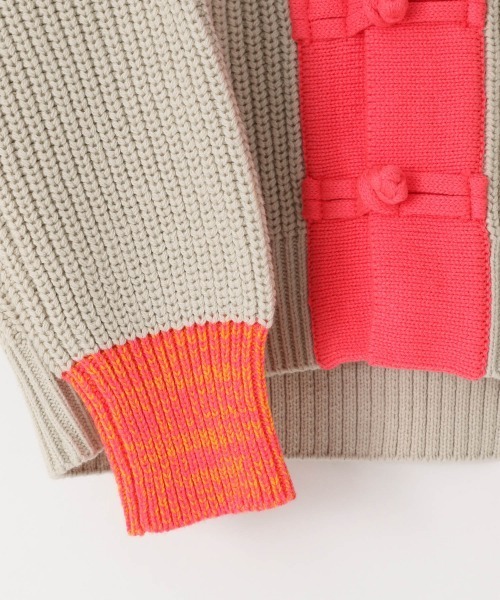 LOWRYS FARM（ローリーズファーム）の「ニットチャイナカーディガン　955169（カーディガン/ボレロ・キッズ・ブラック/グレー/ベージュ・110cm/120cm/130cm）」の5枚目の写真