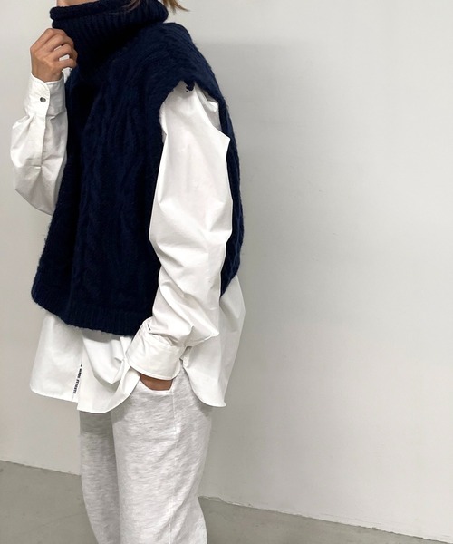 canaljean ケーブルタートルネックベスト　新品未使用 CANAL JEAN（キャナルジーン）の「via j(ヴィアジェイ) ケーブル