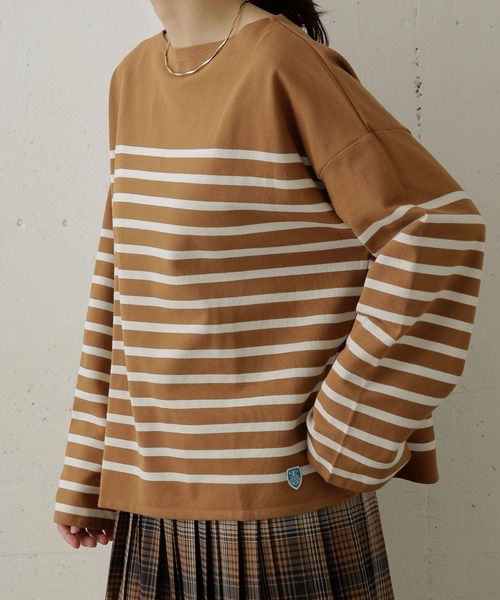 URBAN RESEARCH DOORS（アーバンリサーチドアーズ）の「ORCIVAL　WIDE BOAT NECK PULLOVER（Tシャツ/カットソー・レディース・ホワイト系その他/ブラウン系その他・1）」の3枚目の写真