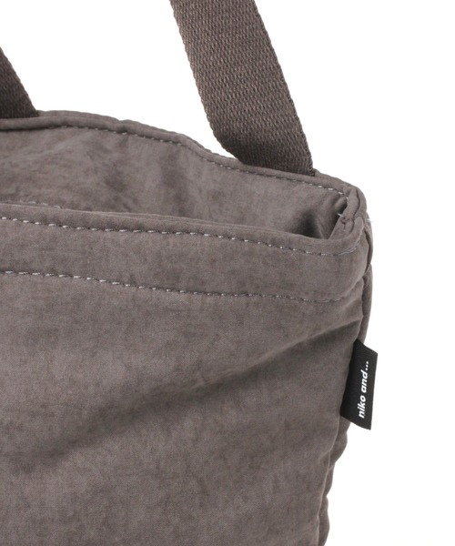 niko and...（ニコアンド）の「オリジナルニコロゴボア切り替え2WAYトートバッグ（トートバッグ・レディース・ブラック/ホワイト/ブラウン・0）」の22枚目の写真