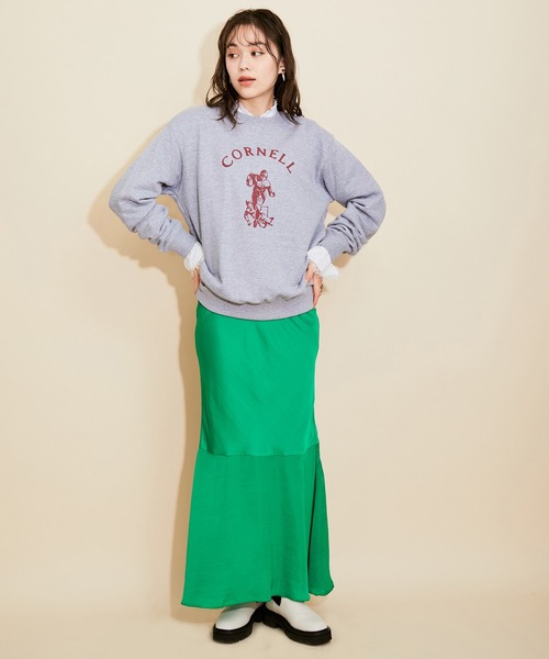 MADEMOISELLE ROPE'(マドモアゼル ロペ)の「<春まで使える>サテンマーメイドラインマキシスカート(スカート・レディース・ブラック/グレー/グリーン・38/36)」の6枚目の写真