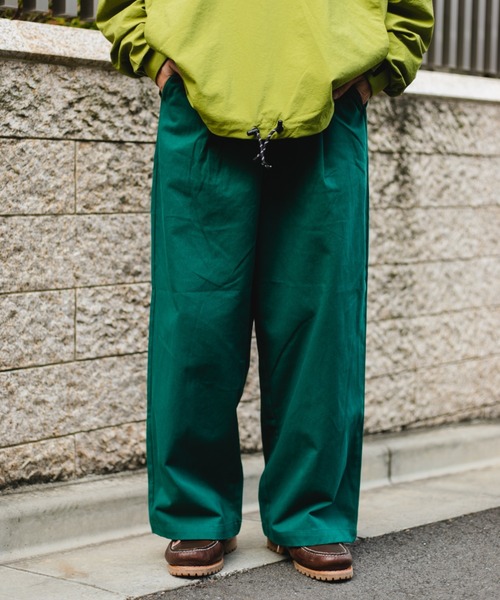 BROKEN BASE(ブロークンベース)の「ワイドチノパンツ(チノパンツ・メンズ・ホワイト/グリーン/ベージュ/ブラック・LARGE/MEDIUM/SMALL)」の1枚目の写真