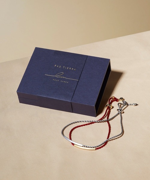 PAS TIERRA(パティエラ)の「MAGNET PAIR BRACELET(ブレスレット・レディース・レッド系その他/ホワイト/グレー/その他1・FREE)」の9枚目の写真