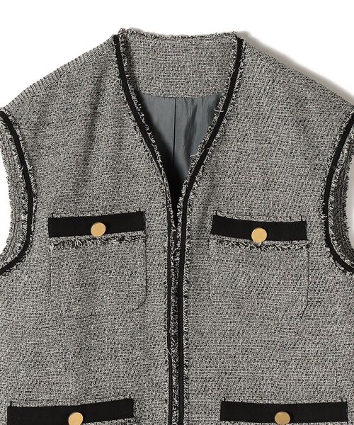 SHIPS(シップス)の「〈手洗い可能〉ツイードフリンジジレ◆(ベスト・レディース・ブラック/ベージュ・ONE SIZE)」の3枚目の写真