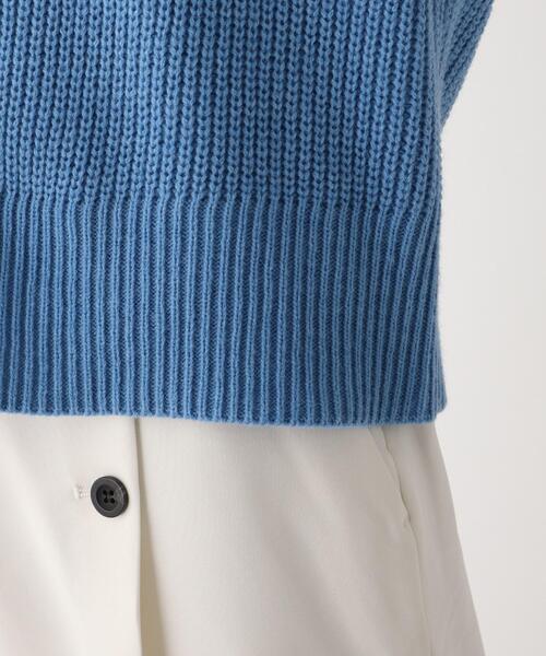 OPAQUE.CLIP（オペークドットクリップ）の「◆ミドルゲージ ワイドVネックニット（ニット/セーター・レディース・サンドベージュ/ホワイト系/ブルー・40/38）」の9枚目の写真