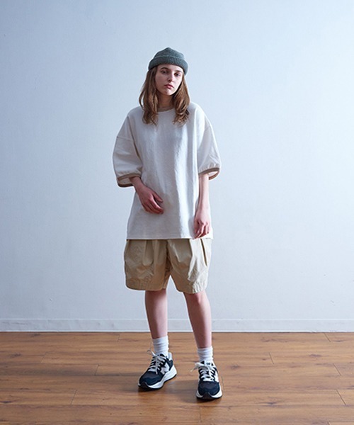 Universal Style Wear(ユニバーサルスタイルウェア)の「Universal Style Wear リンガー ルーズ Tシャツ(Tシャツ/カットソー・メンズ・ライトピンク/グレイッシュベージュ/オフホワイト/ネイビー・MEDIUM/LARGE/X-LARGE)」の6枚目の写真