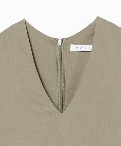 MARIHA(マリハ)の「MARIHA × Demi-Luxe BEAMS / 別注 夏の月影 ノースリーブドレス ソリッド(ワンピース・レディース・グレー・36/36S)」の22枚目の写真