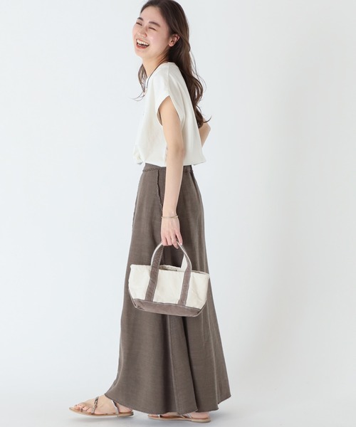 JOURNAL STANDARD relume（ジャーナルスタンダード　レリューム）の「フレンチスリーブロゴTシャツ（Tシャツ/カットソー・レディース・ホワイト/グレー・FREE）」の4枚目の写真