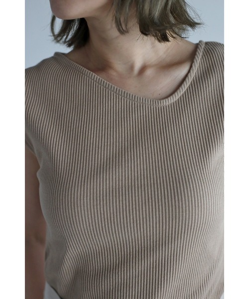 Bonjour Sagan（ボンジュールサガン）の「アシメネックフレンチスリーブトップス（Tシャツ/カットソー・レディース・ブラック/ベージュ・FREE）」の22枚目の写真