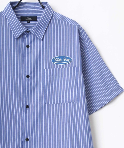Lazar（ラザル）の「オーバーサイズ Ride Free ワッペン ワンポイント刺繍 ムジ ストライプ レギュラーカラー 半袖シャツ/ワークシャツ（シャツ/ブラウス・メンズ・ホワイト/ベージュ/ブルー/ホワイト系その他/ブルー系その他/ブルー系その他2/ブルー系その他3・LL/M/L）」の5枚目の写真