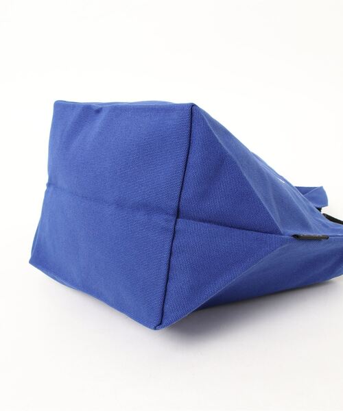 To b. by agnes b.（トゥービーバイアニエスベー）の「WR56 SAC ロゴミニトートバッグ（トートバッグ・レディース・ブルー・FREE）」の13枚目の写真