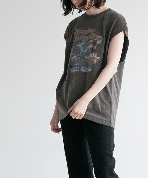 yuw（ユウ）の「ＰＲＩＮＴ　ＦＳ　ＴEE　278645（Tシャツ/カットソー・レディース・オフホワイト/ブラック/ベージュ・FREE）」の3枚目の写真