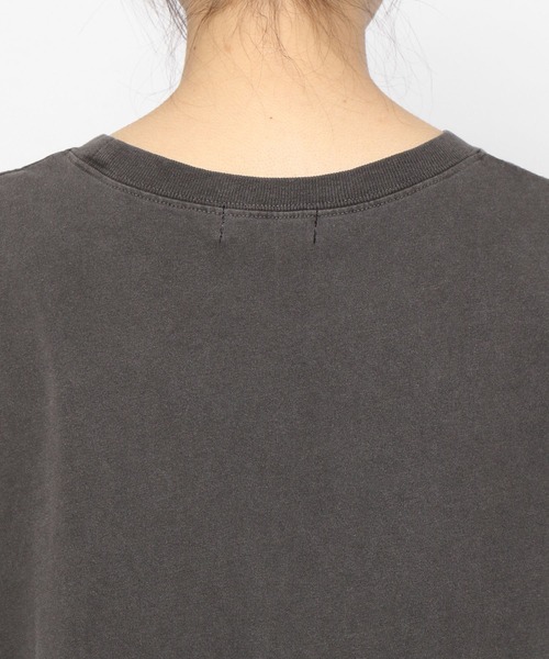 yuw（ユウ）の「ＰＲＩＮＴ　ＦＳ　ＴEE　278645（Tシャツ/カットソー・レディース・オフホワイト/ブラック/ベージュ・FREE）」の16枚目の写真