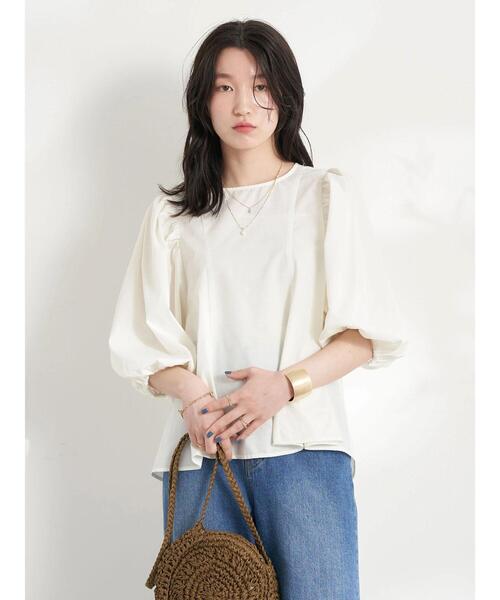 earth music&ecology(アースミュージックアンドエコロジー)の「ボリュームスリーブペプラムブラウス(シャツ/ブラウス・レディース・ブラック/ベージュ/オフホワイト・FREE)」の12枚目の写真