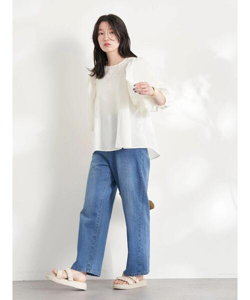 earth music&ecology(アースミュージックアンドエコロジー)の「ボリュームスリーブペプラムブラウス(シャツ/ブラウス・レディース・ブラック/ベージュ/オフホワイト・FREE)」の16枚目の写真