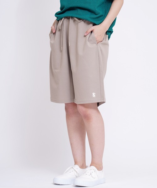 GIORDANO（ジョルダーノ）の「[GIORDANO] ライオン刺繍ダブルニットショーツ (ユニセックス)（スウェットパンツ・レディース・レッド/ブラック系その他2/ベージュ/ネイビー系/ダークグレー/グレー/ダークグリーン・LARGE/X-LARGE/SMALL/MEDIUM）」の5枚目の写真