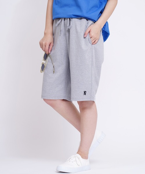 GIORDANO（ジョルダーノ）の「[GIORDANO] ライオン刺繍ダブルニットショーツ (ユニセックス)（スウェットパンツ・レディース・レッド/ブラック系その他2/ベージュ/ネイビー系/ダークグレー/グレー/ダークグリーン・LARGE/X-LARGE/SMALL/MEDIUM）」の3枚目の写真