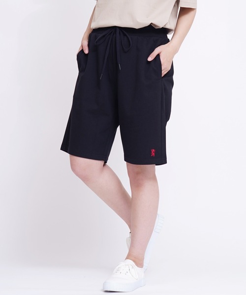 GIORDANO（ジョルダーノ）の「[GIORDANO] ライオン刺繍ダブルニットショーツ (ユニセックス)（スウェットパンツ・レディース・レッド/ブラック系その他2/ベージュ/ネイビー系/ダークグレー/グレー/ダークグリーン・LARGE/X-LARGE/SMALL/MEDIUM）」の2枚目の写真