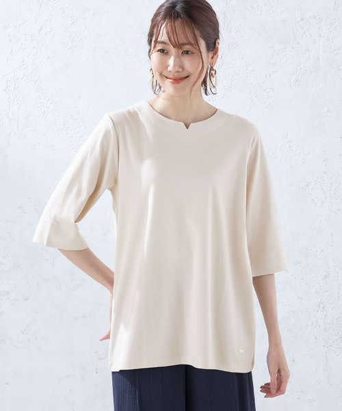 DECOY SINCE 1981(デコイシンスイチキュウハチイチ)の「【接触冷感】スムースチュニック(Tシャツ/カットソー・レディース・ベージュ/ネイビー・M/LL/L)」の14枚目の写真