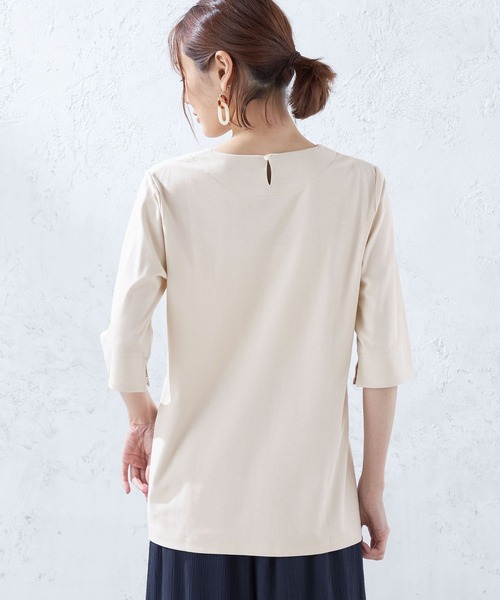 DECOY SINCE 1981(デコイシンスイチキュウハチイチ)の「【接触冷感】スムースチュニック(Tシャツ/カットソー・レディース・ベージュ/ネイビー・M/LL/L)」の5枚目の写真