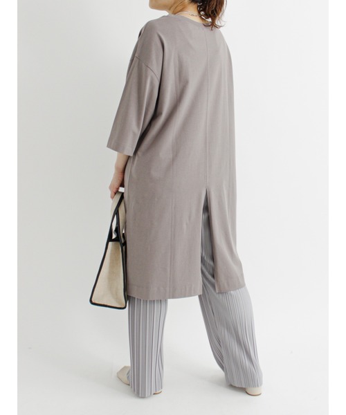 Samansa Mos2 blue（サマンサモスモスブルー）の「チュニックTシャツ（Tシャツ/カットソー・レディース・ライトベージュ/チャコール/ブラック・ﾌﾘ-）」の7枚目の写真